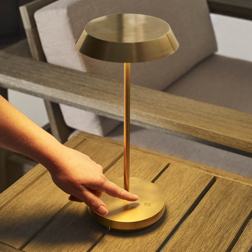 Перезаряжаемая настольная лампа Tepa Tech Lighting | Modern Collection
